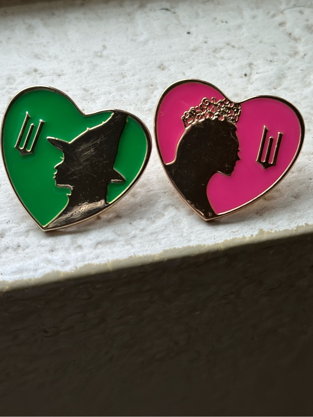 Wicked Silhouette Enamel Pin - Elphaba and Glinda